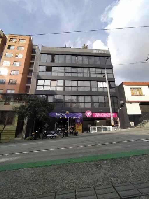 Espacio Comodo Y Central. Medellín Esterno foto